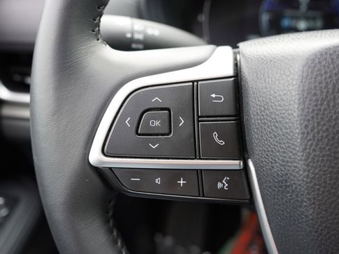 Used 2025 Toyota Grand Highlander XLE image 33