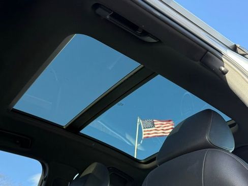 Used 2018 Audi Q3 2.0T Premium Plus image 7