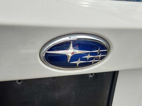Used 2024 Subaru Outback Premium AWD/4WD image 8