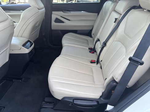 Used 2025 INFINITI QX60 Sensory w/ Vision Package AWD/4WD image 28