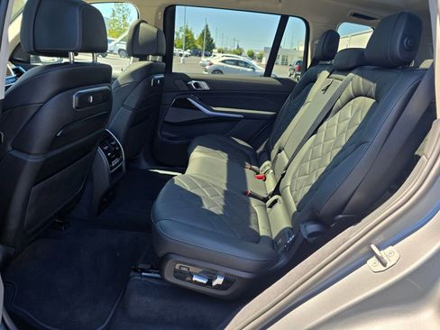 Used 2024 BMW X7 xDrive40i image 42