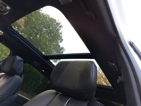 New 2026 Cadillac Vistiq Sport image 12