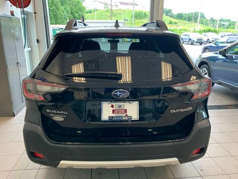 Certified 2024 Subaru Outback Limited AWD/4WD image 17