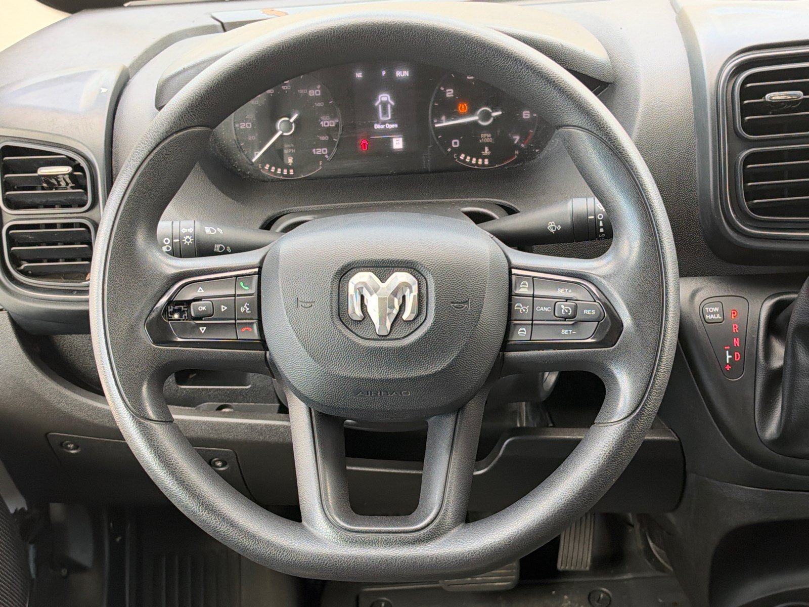Used 2024 RAM ProMaster 2500 w/ Convenience Group FWD image 20