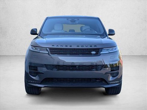 Used 2024 Land Rover Range Rover Sport SE AWD/4WD image 2