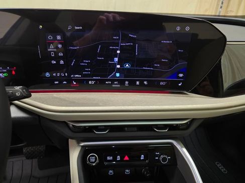 Certified 2025 Audi Q5 Premium Plus w/ Premium Plus image 22