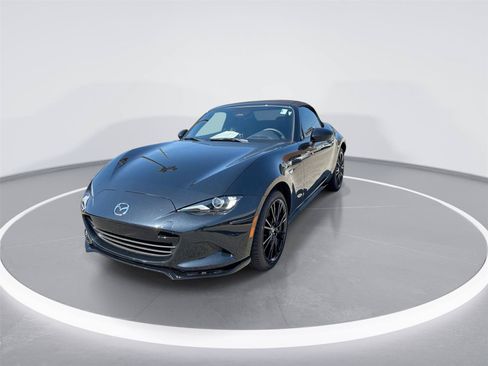 New 2026 MAZDA MX-5 Miata Club w/ Interior Package RWD image 4
