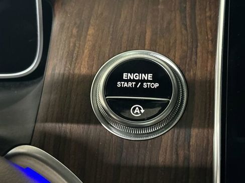 Used 2025 Mercedes-Benz GLC 300 GLC 300 image 29