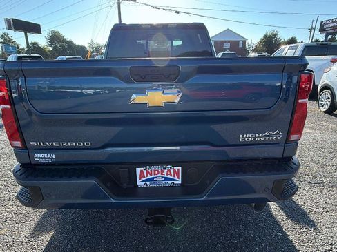 New 2026 Chevrolet Silverado 2500 High Country w/ High Country Premium Package AWD/4WD image 10