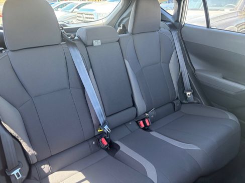 Used 2025 Subaru Crosstrek 2.5i Premium AWD/4WD image 18