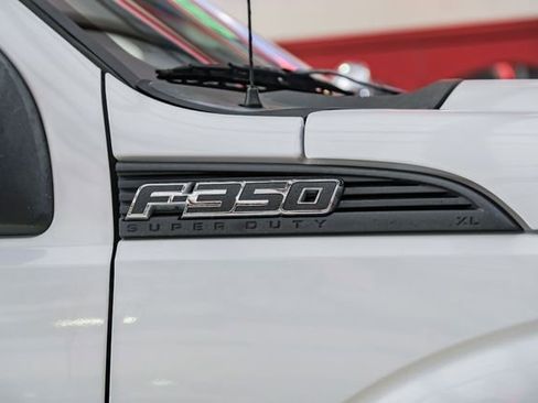 Used 2015 Ford F350 XL w/ Power Equipment Group image 46