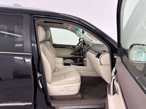 Used 2012 Lexus GX 460 AWD/4WD image 30