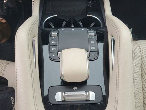 Used 2021 Mercedes-Benz GLS 580 4MATIC image 29
