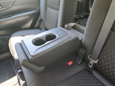 Used 2018 Nissan Rogue S FWD image 27