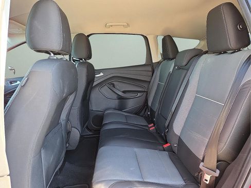 Used 2015 Ford Escape SE image 10