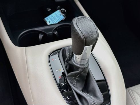 Used 2023 Honda HR-V LX image 16