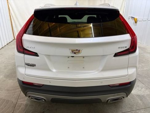 Used 2020 Cadillac XT4 Premium Luxury w/ Cold Weather Package FWD image 7
