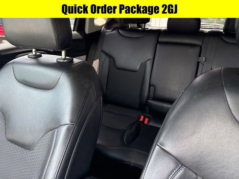 Used 2022 Jeep Compass Latitude AWD/4WD image 8