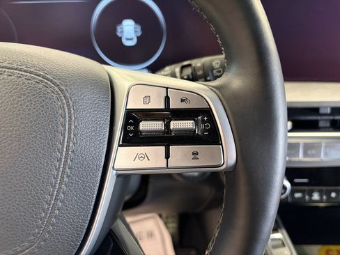 Used 2025 Kia Telluride SX X-Line AWD/4WD image 18