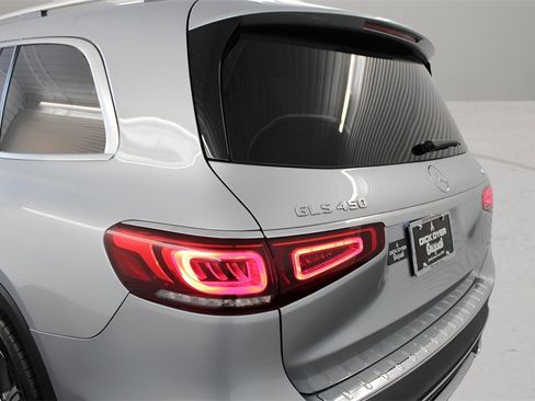 Used 2023 Mercedes-Benz GLS 450 4MATIC image 34