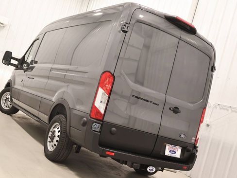 New 2026 Ford Transit 250 148 Medium Roof image 28