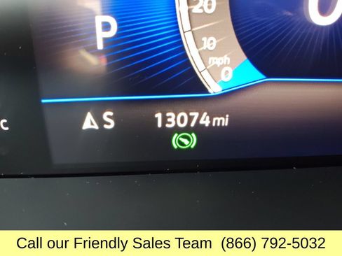 Used 2024 Volkswagen Taos SE w/ Black Wheel Plus Package AWD/4WD image 18