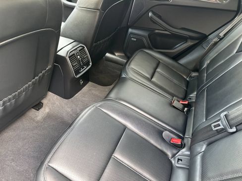 Certified 2026 Porsche Macan S AWD/4WD image 14