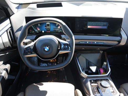 Used 2025 BMW X3 xDrive30i w/ Premium Package image 10