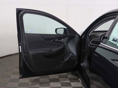 Used 2023 Chevrolet Malibu LT FWD image 15