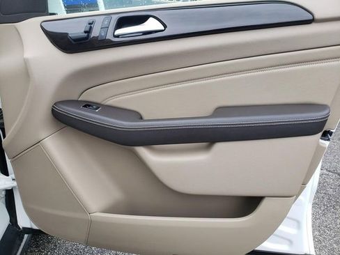 Used 2015 Mercedes-Benz ML 350 4MATIC image 22