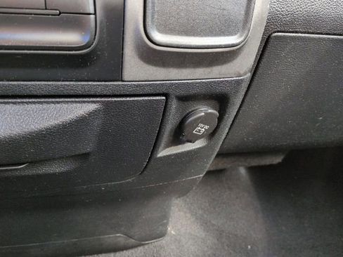 Used 2013 RAM 1500 Express AWD/4WD image 28