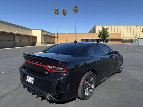 Used 2020 Dodge Charger Scat Pack RWD image 7