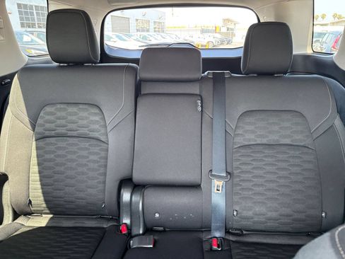 Used 2025 Nissan Pathfinder SV AWD/4WD image 36