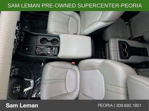 Used 2025 Honda Pilot Touring image 22