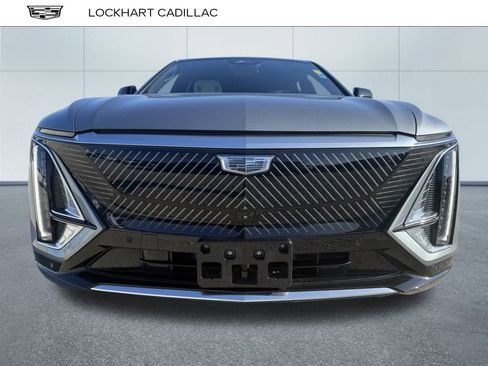 Certified 2024 Cadillac Lyriq Luxury image 7
