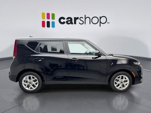 Used 2021 Kia Soul S FWD image 6