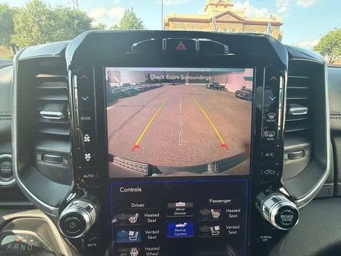 Used 2020 RAM 1500 Laramie w/ Sport Appearance Package AWD/4WD image 21