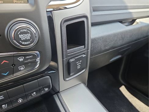 Used 2014 RAM 1500 Sport w/ Remote Start & Security Group AWD/4WD image 21