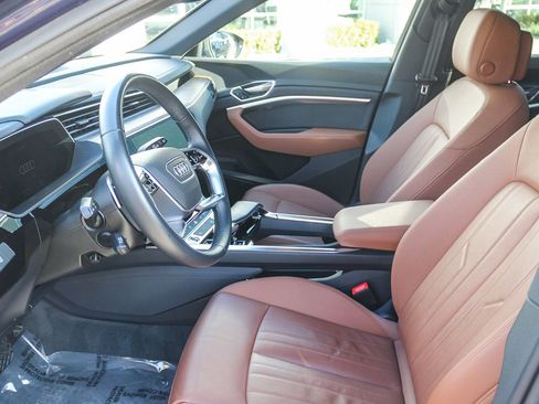 Certified 2022 Audi e-tron Premium w/ Convenience Plus Package image 23