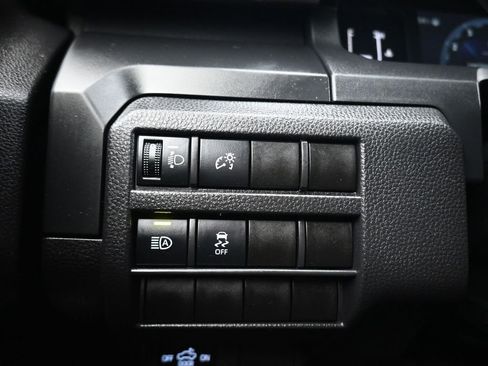 Used 2025 Toyota Tacoma SR image 25