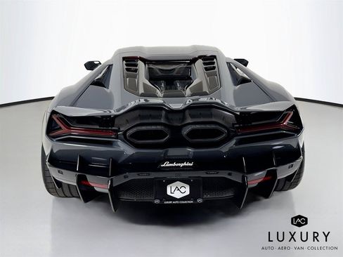 Used 2024 Lamborghini Revuelto AWD/4WD image 7