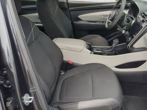 Used 2022 Hyundai Tucson SE FWD image 19