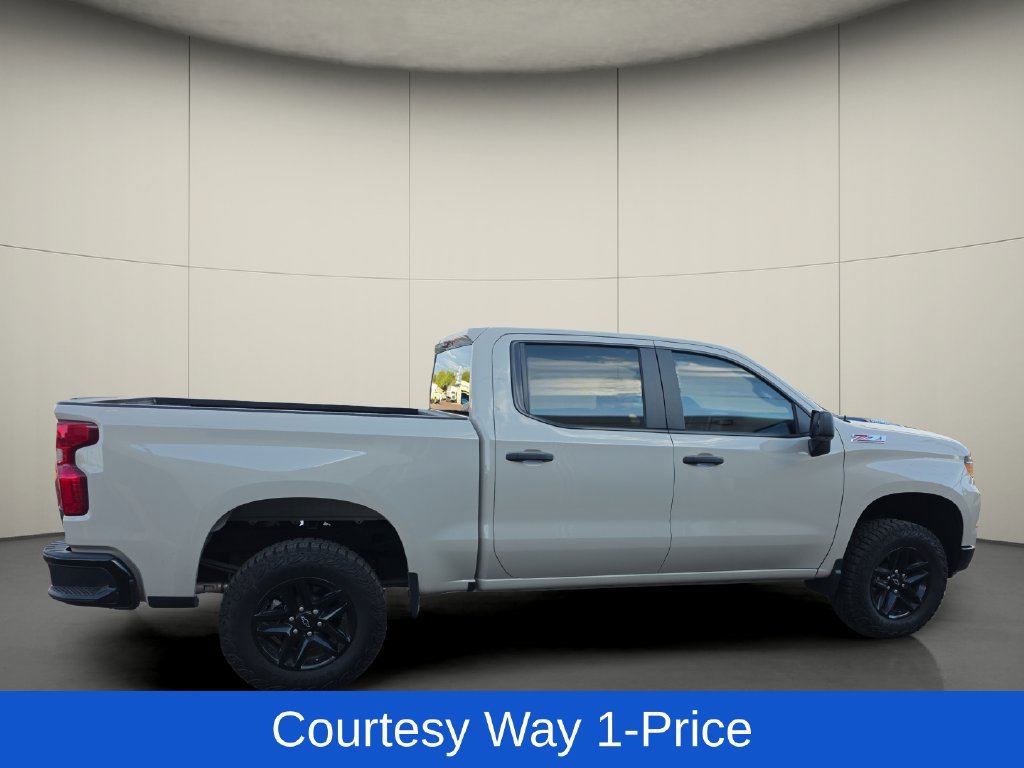 Used 2026 Chevrolet Silverado 1500 Custom Trail Boss AWD/4WD image 11