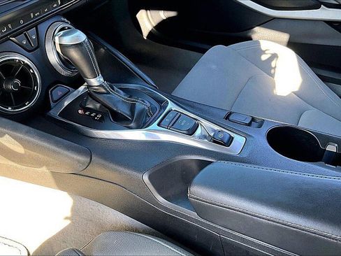 Used 2016 Chevrolet Camaro LT image 14