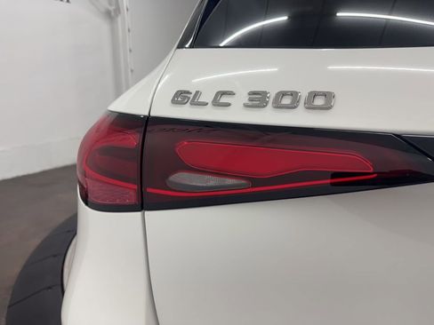 New 2026 Mercedes-Benz GLC 300 4MATIC image 11