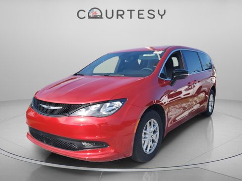 New 2026 Chrysler Voyager LX image 1