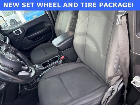 Used 2020 Jeep Wrangler Sport image 15