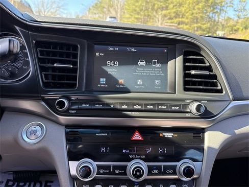 Used 2020 Hyundai Elantra Value Edition image 12