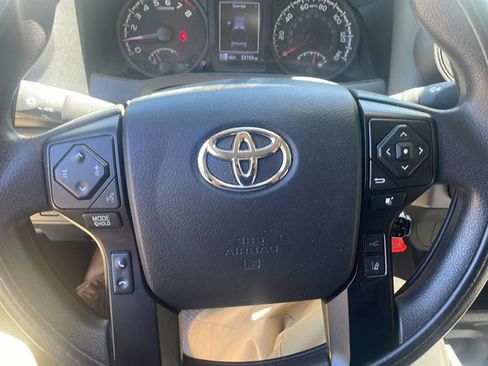 Used 2023 Toyota Tacoma SR AWD/4WD image 18