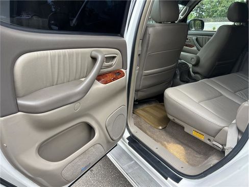 Used 2006 Toyota Tundra Limited AWD/4WD image 10
